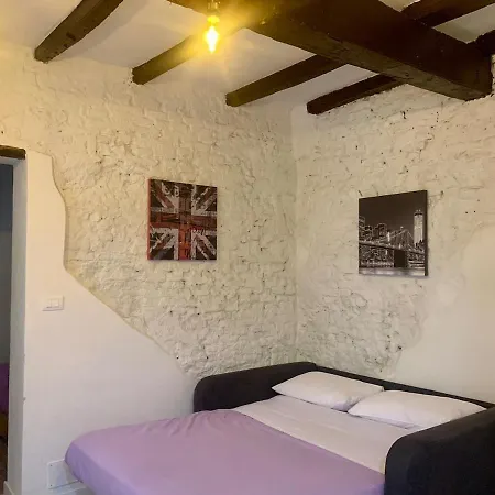 Tiny-house In The Heart Of Bologna