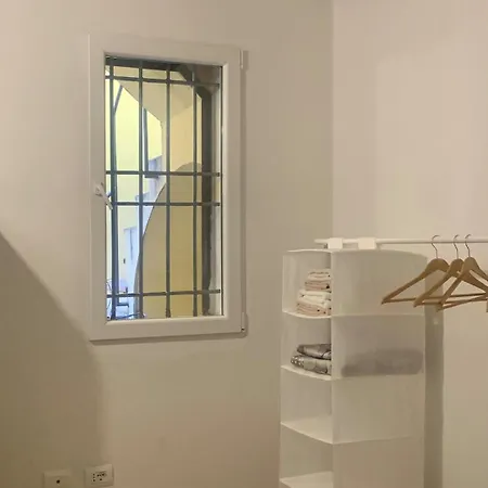 Tiny-house In The Heart Of * Bologna