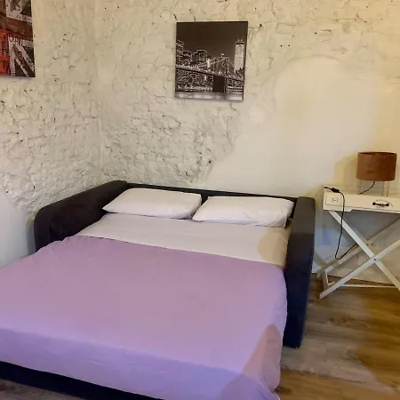 Apartman Tiny-house In The Heart Of *