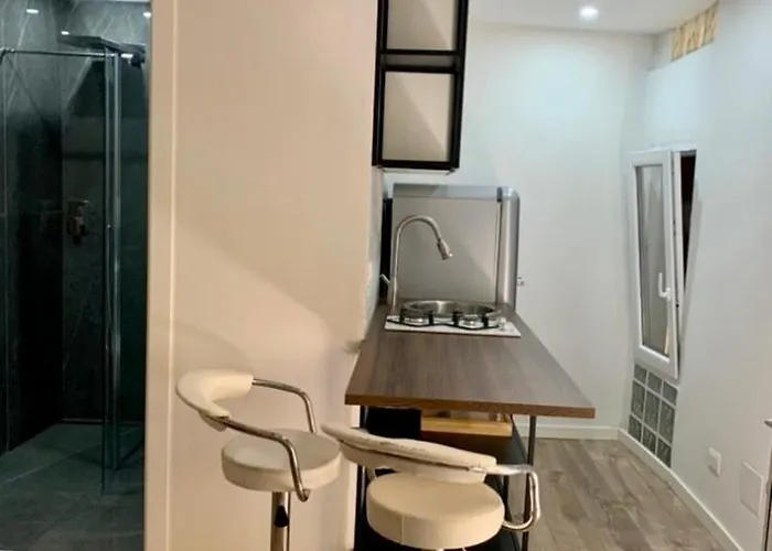 Tiny-house In The Heart Of 아파트