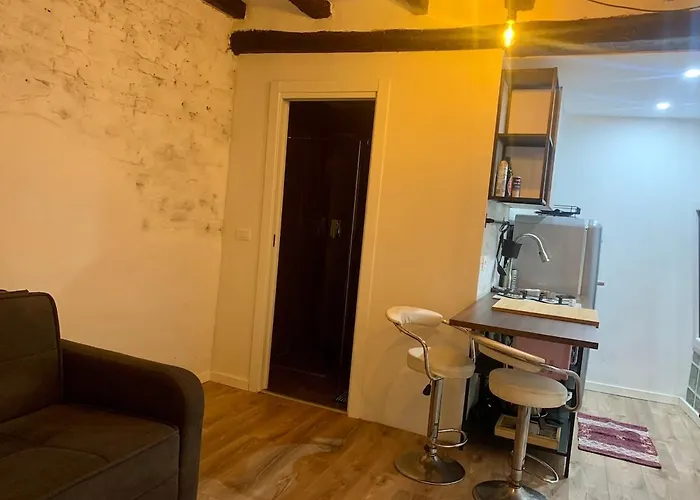 Tiny-house In The Heart Of Apartmán Boloňa